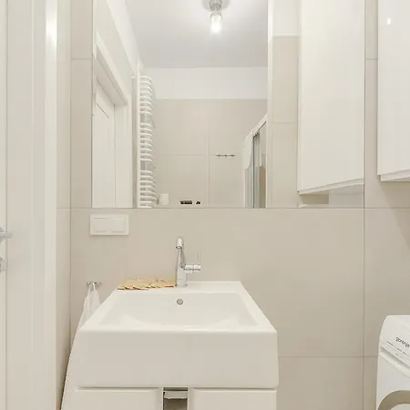 Apartman Zdziechowskiego Varsó